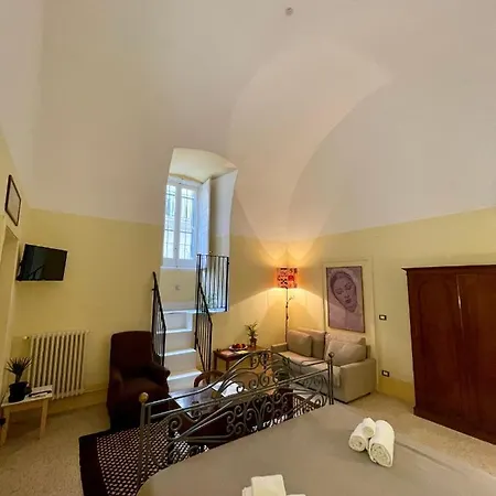 4 Balconi Rooms- Dimora Arditi