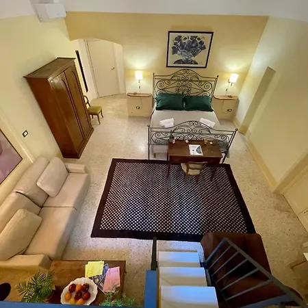 Bed & Breakfast 4 Balconi Rooms- Dimora Arditi *