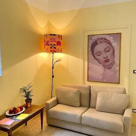 4 Balconi Rooms- Dimora Arditi 3* Lecce