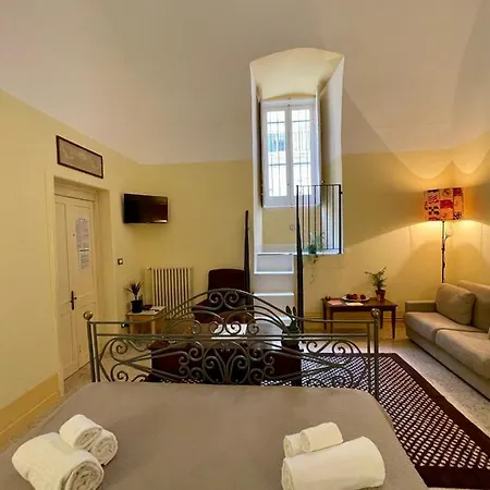 4 Balconi Rooms- Dimora Arditi