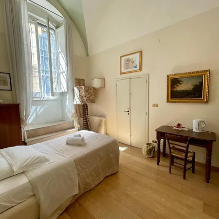 4 Balconi Rooms- Dimora Arditi Bed & Breakfast