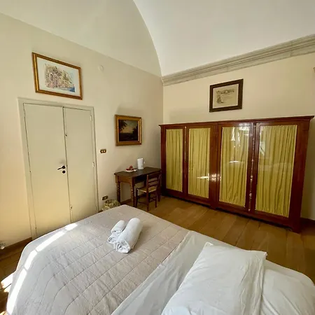 4 Balconi Rooms- Dimora Arditi Bed & Breakfast *