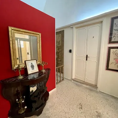 Bed & Breakfast 4 Balconi Rooms- Dimora Arditi Lecce