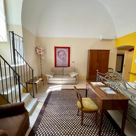 4 Balconi Rooms- Dimora Arditi 3*